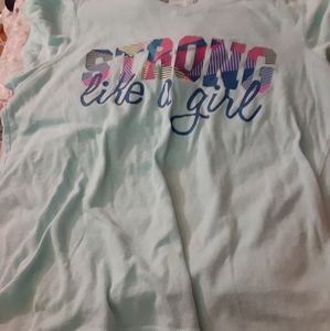 A short sleeve shirt